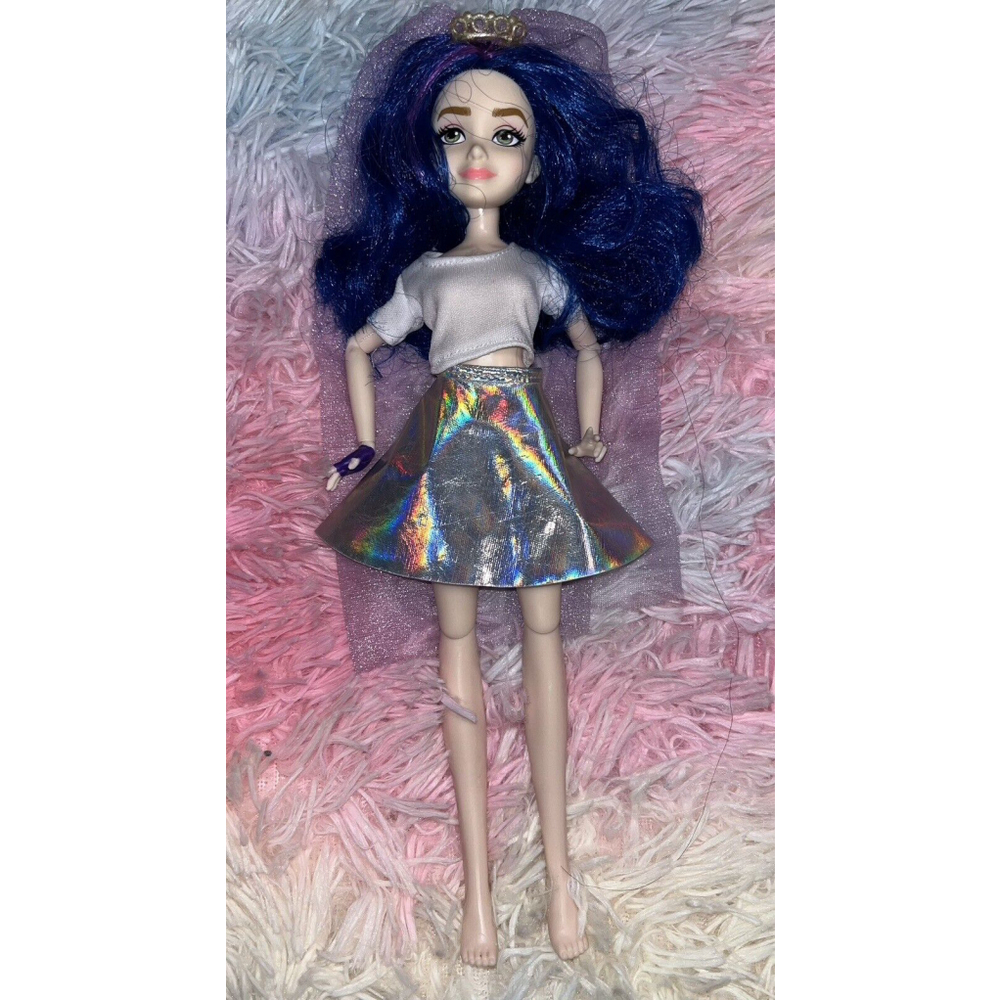 Disney Descendants Signature Mal Isle of The Lost Doll Barbie With Silver Skirt